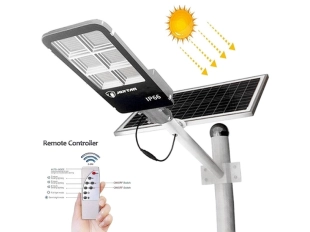 Улична соларна лампа JORTAN с панел и стойка 1800W