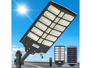 Соларна LED лампа LYLU с 30 секции и мощност 1800W