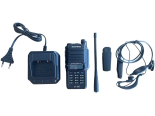 Водоустойчива радиостанция BAOFENG UV-9R 10W с VHF/UHF честоти