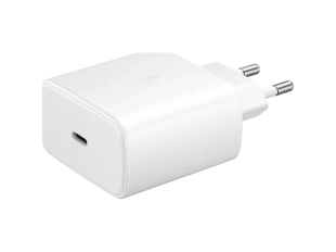 Samsung Super Fast 18W USB-C пътно зарядно в бяло